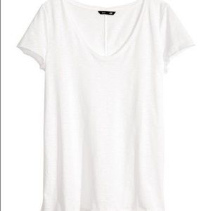 White cotton t shirt: brand is H&M